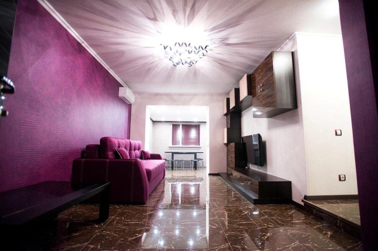 Luxury Apartment For Rest On Nauki Avenue 카리프 외부 사진